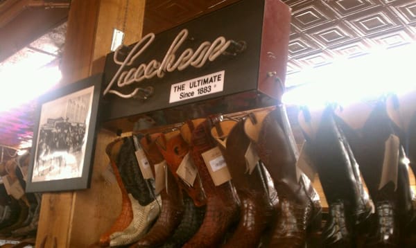 Allens Boots by null