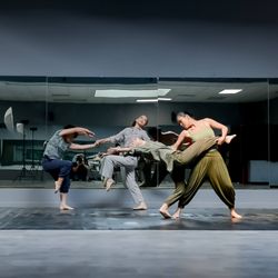 Ako Ballet Dance School
