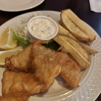 Fitzpatrick's Tavern - Fish and Chips ($19) - Beer, Wine & Spirits Near Me - Solvang, California