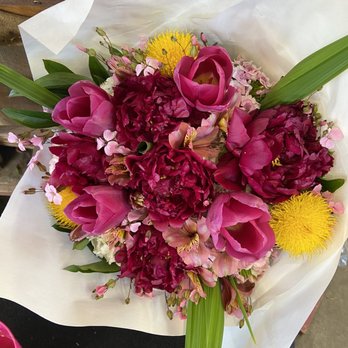 Growers Outlet - Fruits & Veggies Near Me - Portland, Oregon