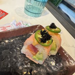 Hakari Roll