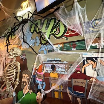 Boomy's - Spooky decor - Pubs Near Me - Savannah, Georgia Boomy's - Spooky decor - Pubs Near Me - Savannah, Georgia