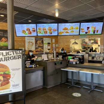 BurgerFi - Nice clean and bright store - Hot Dogs Near Me - Brooklyn, New York BurgerFi - Nice clean and bright store - Hot Dogs Near Me - Brooklyn, New York