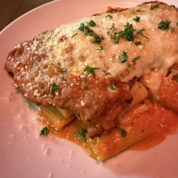 Giorgios At Parkway - Chicken parm yum! - Pizza Near Me - Buellton, California Giorgios At Parkway - Chicken parm yum! - Pizza Near Me - Buellton, California