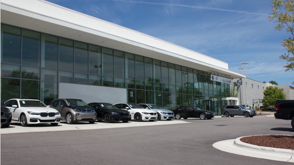 LEITH BMW - Updated March 2025 - 36 Photos & 148 Reviews - 5603 Capital ...