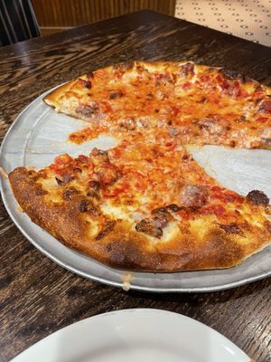 Santarpio's Pizza by null