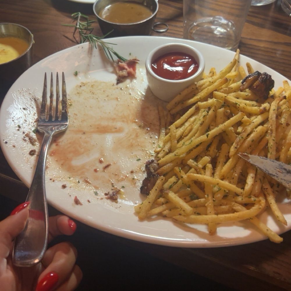 Corso Italian Steak - Empty plate - Steakhouses Near Me - Boise, Idaho