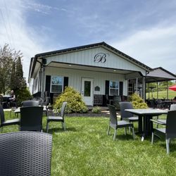 Brianza Gardens & Winery