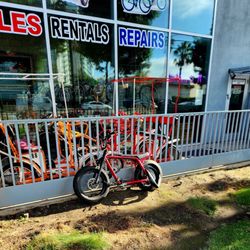 Spokes 'n Stuff - Location: Between Shell Gas Station & the 90 freeway