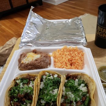 Garcia's Restaurant - Al Pastor Taco Dinner. - Mexican Near Me - Chicago, Illinois Garcia's Restaurant - Al Pastor Taco Dinner. - Mexican Near Me - Chicago, Illinois