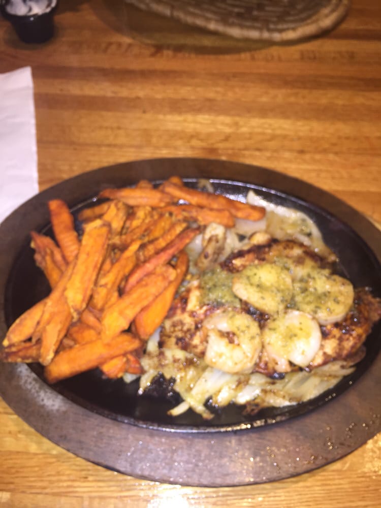 APPLEBEE’S CLOSED 57 Photos & 85 Reviews 9525 Queens Blvd, Rego