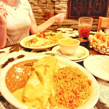 La Hacienda Ranch - Chicken enchiladas and burrito de Gonzalez. - Tex-Mex Near Me - Dallas, Texas La Hacienda Ranch - Chicken enchiladas and burrito de Gonzalez. - Tex-Mex Near Me - Dallas, Texas