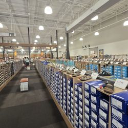 DSW Designer Shoe Warehouse