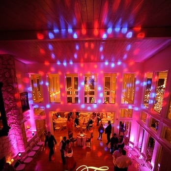 1st Class Entertainment - Disco Lights - DJs Near Me 1st Class Entertainment - Disco Lights - DJs Near Me