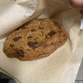 Edible - Chocolate chip cookie - Desserts Near Me - Honolulu, Hawaii