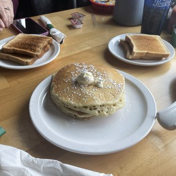 Blueberry Hill Pancake House - Wheat toast, pancakes, white toast, hungry man's skillet - Italian Near Me - Terre Haute, Indiana