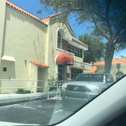 Kendall Medical Center - Front entrance