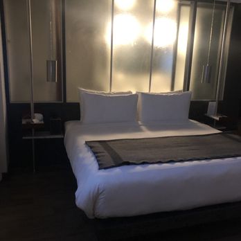 The Robey - Hotels Near Me - Chicago, Illinois The Robey - Hotels Near Me - Chicago, Illinois
