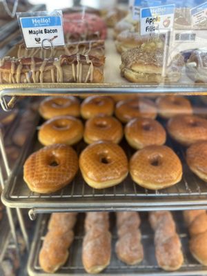 Baker's Dozen Donuts - Riverside by null