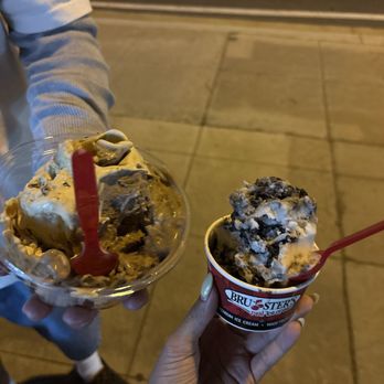 Bruster's Real Ice Cream - Non Dairy Oreo and Graham Central Station - Ice Cream & Frozen Yogurt Near Me - Dana Point, California