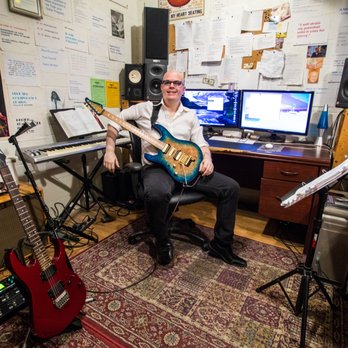 Vreny's Guitar Lessons - In the new teaching studio - Musical Instruments & Teachers Near Me - Santa Clarita, California Vreny's Guitar Lessons - In the new teaching studio - Musical Instruments & Teachers Near Me - Santa Clarita, California