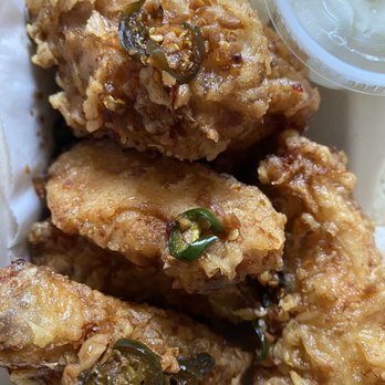 Good Chicken - Garlic chili chicken - Korean Near Me - Honolulu, Hawaii