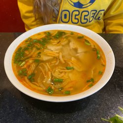 Pho Que Huong - S8. Spicy Chicken Rice Noodle Soup (Big Bowl)