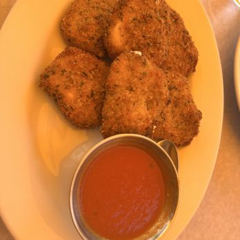 La Villa Pizzeria - Mezza Luna - Pizza Near Me - Howard Beach, New York La Villa Pizzeria - Mezza Luna - Pizza Near Me - Howard Beach, New York
