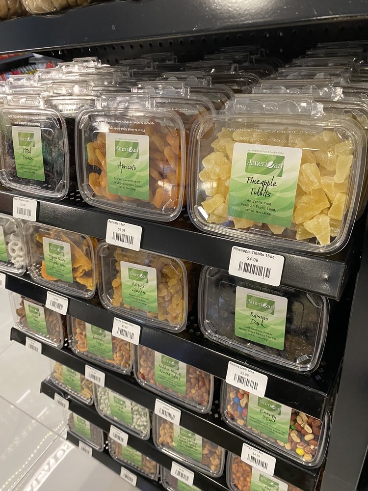 Ideal Mini Mart Logo