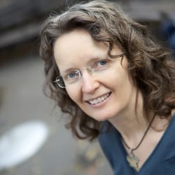 MaryJo Johnson LAc, LMT, MDiv