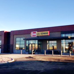 Exterior outside entrance of Les Schwab Tire Center - Centennial, Colorado Exterior outside entrance of Les Schwab Tire Center - Centennial, Colorado