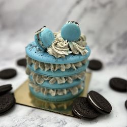 LOVELY MACARONS - Macaron Cake!