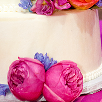 Davions Events and Rentals - Flowers and a Cake - Party & Event Planning Near Me - Fort Worth, Texas