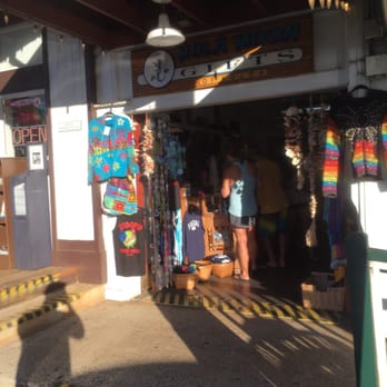 Hula Moon Gifts - Koloa - Accessories Near Me - Koloa, Hawaii