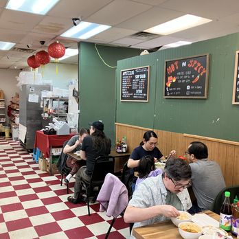 Hot-N-Spicy - Inside view of restaurants. - Laotian Near Me - Madison, Wisconsin