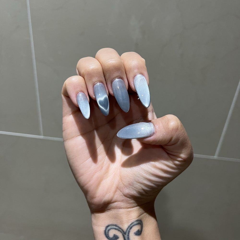 Beautiful acrylic set with cat eye polish Beautiful acrylic set with cat eye polish