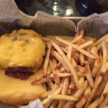 The Committed Pig - Cheeseburger with fries - Breakfast & Brunch Near Me - Morristown, New Jersey The Committed Pig - Cheeseburger with fries - Breakfast & Brunch Near Me - Morristown, New Jersey