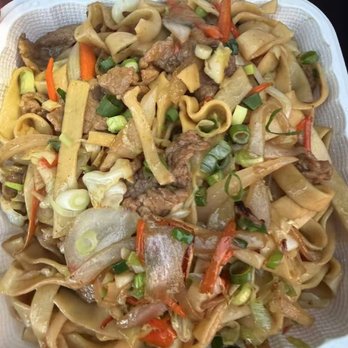 Aloha Manapua - Beef chow fun - Dim Sum Near Me - Aiea, Hawaii
