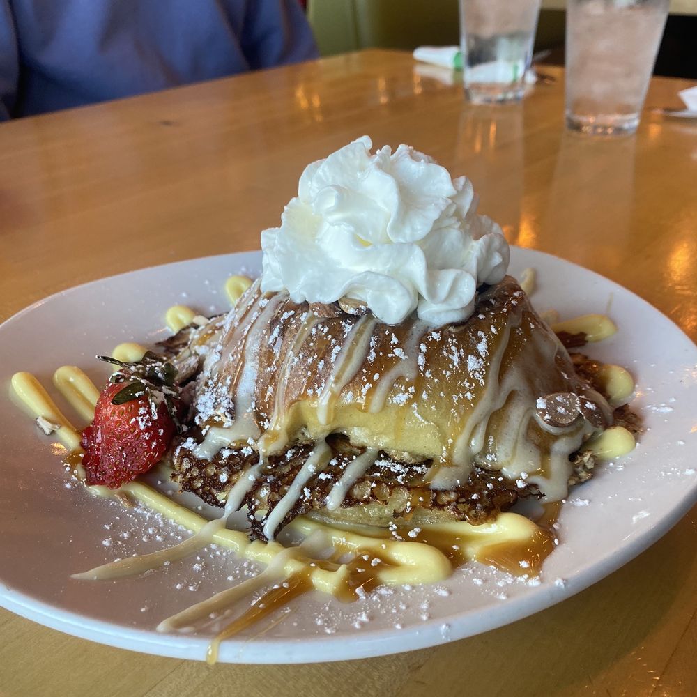 Sunshine Breakfast Bar - Cinnamon Roll French Toast - Breakfast & Brunch Near Me - Phoenix, Arizona Sunshine Breakfast Bar - Cinnamon Roll French Toast - Breakfast & Brunch Near Me - Phoenix, Arizona