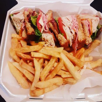 Caffe Latte Da! - Traditional Club Sandwich with Fries - Coffee & Tea Near Me - Harahan, Louisiana