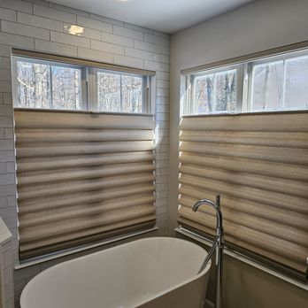 Blinds & Designs - Hunter Douglas Vignette® Roman Shade Top-Down/Bottom-Up - Interior Design Near Me - Wyomissing, Pennsylvania Blinds & Designs - Hunter Douglas Vignette® Roman Shade Top-Down/Bottom-Up - Interior Design Near Me - Wyomissing, Pennsylvania