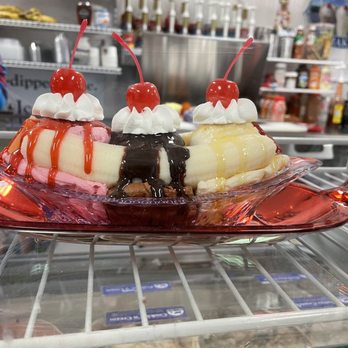 Ice Cream - Cute Display - Ice Cream & Frozen Yogurt Near Me - Austin, Texas