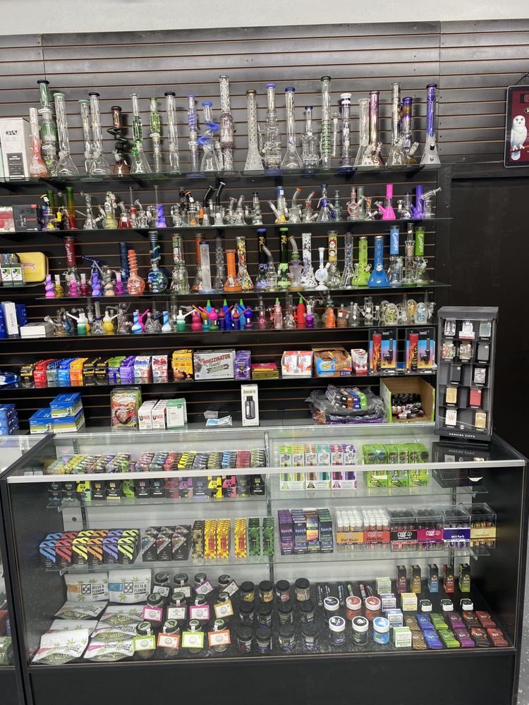 DD’S SMOKE & VAPE Updated September 2024 12 Photos 34234 Sr 54