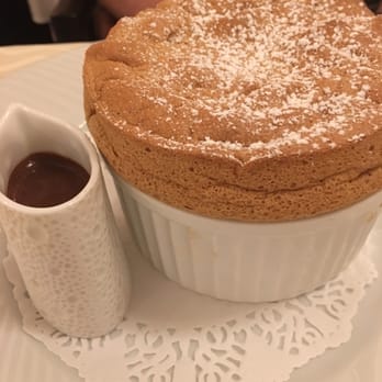 Le Tournesol - Praline soufflé - French Near Me - Courbevoie, 92