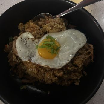The Surfing Pig Hawaii - Kalua Fire Fried Rice* - Cocktail Bars Near Me - Honolulu, Hawaii The Surfing Pig Hawaii - Kalua Fire Fried Rice* - Cocktail Bars Near Me - Honolulu, Hawaii