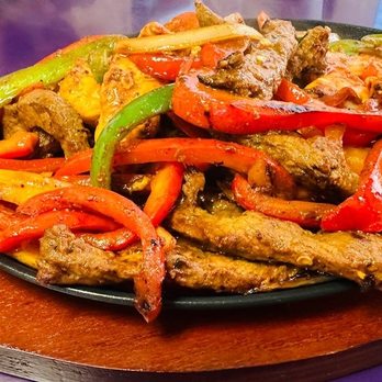 El Sabor De Mi H - Fajita mixta - Latin American Near Me - Metairie, Louisiana
