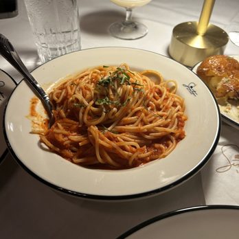 Sinatra - The spaghetti side for chicken parmigiana - Italian Near Me - Nashville, Tennessee Sinatra - The spaghetti side for chicken parmigiana - Italian Near Me - Nashville, Tennessee