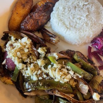 Baracoa Cuban Restaurant - Bistec de Pollo - Cuban Near Me - Palmdale, California Baracoa Cuban Restaurant - Bistec de Pollo - Cuban Near Me - Palmdale, California