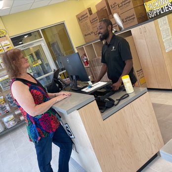 Safeguard Self Storage - Excellent Customer Service at the new Safeguard Self Storage of Seffner, FL. - Self Storage Near Me - Seffner, Florida Safeguard Self Storage - Excellent Customer Service at the new Safeguard Self Storage of Seffner, FL. - Self Storage Near Me - Seffner, Florida