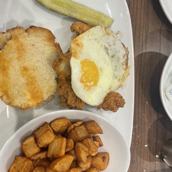Another Broken Egg Cafe - Deep South Biscuit Sandwich - American Near Me - Winston Salem, North Carolina